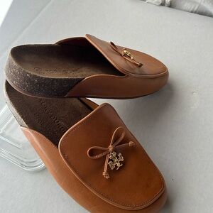 Tory Burch Very Good Condition Tory Burch Leather Mules with gold charm on bow